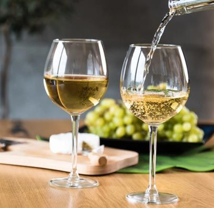 Men vang trắng BV818 – giải pháp cho lên men trái cây chất lượng cao